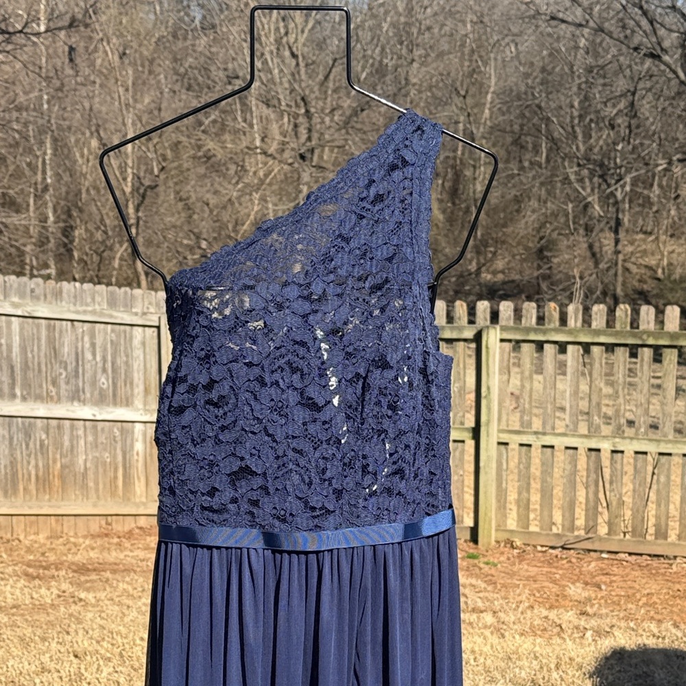 NWOT Navy Lace One Shoulder David’s Bridal Formal sz 18